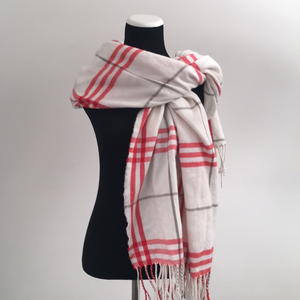 ✅ SOLD Oversized Wool Scarf or Wrap Cream/Red/Grey